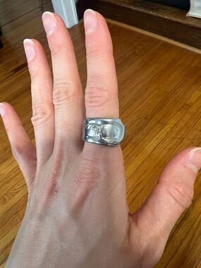 Stainless steel spoon ring